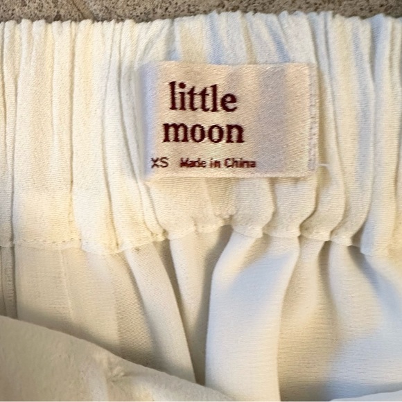 Aritzia Little Moon Floral Abelia Shirt and Pant Set - Picture 12 of 16